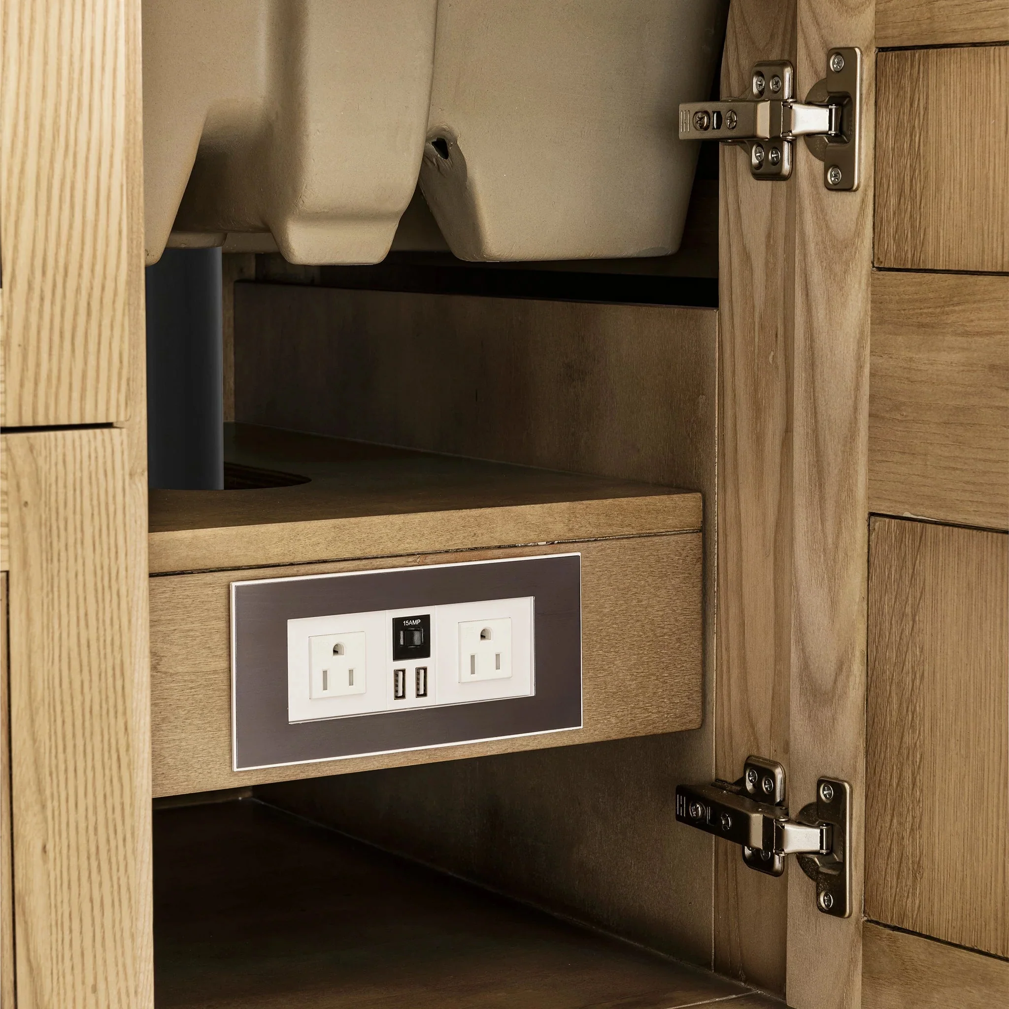 Bridgette 36" Single Vanity in Light Natural Oak with 3 cm White Zeus Quartz Top - Image 7