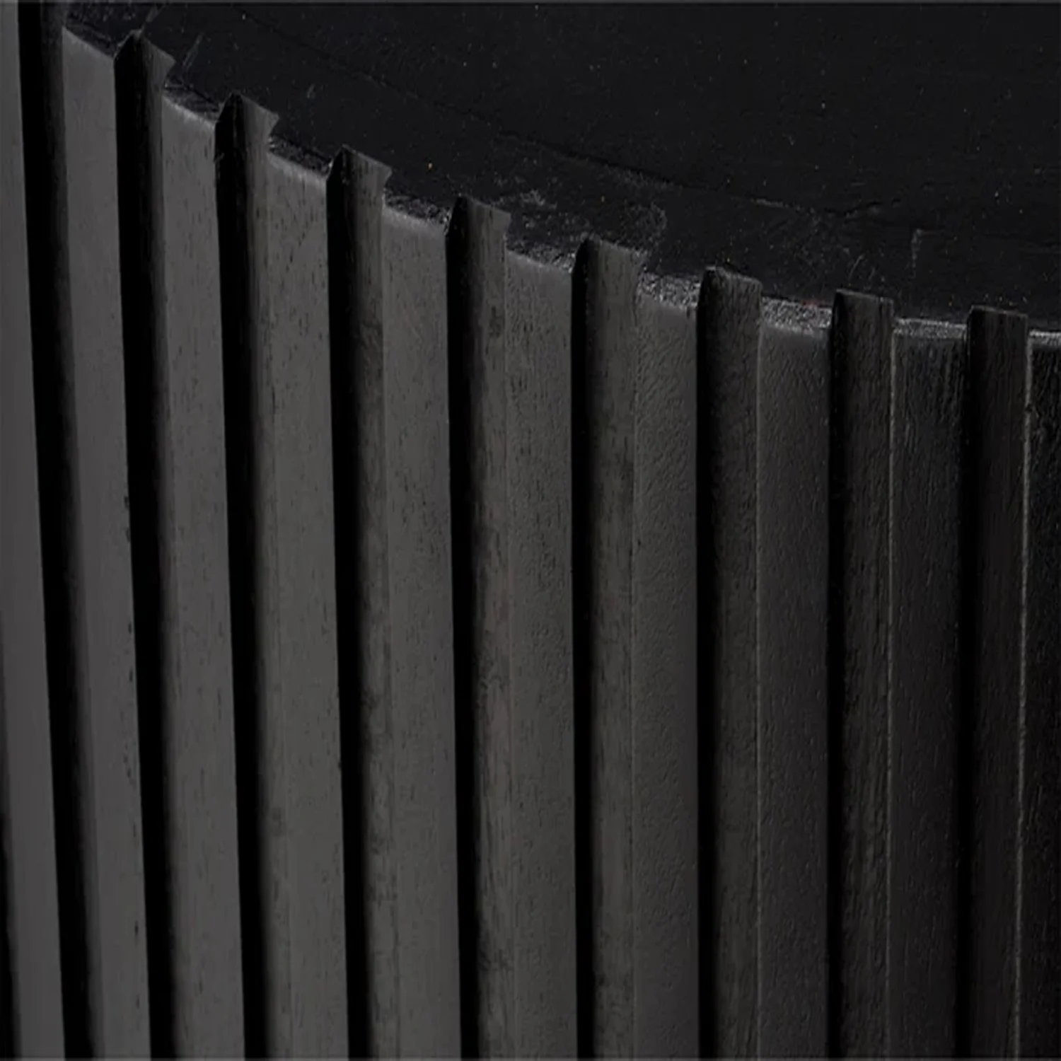 Enric Round Side Table in Black - Image 3