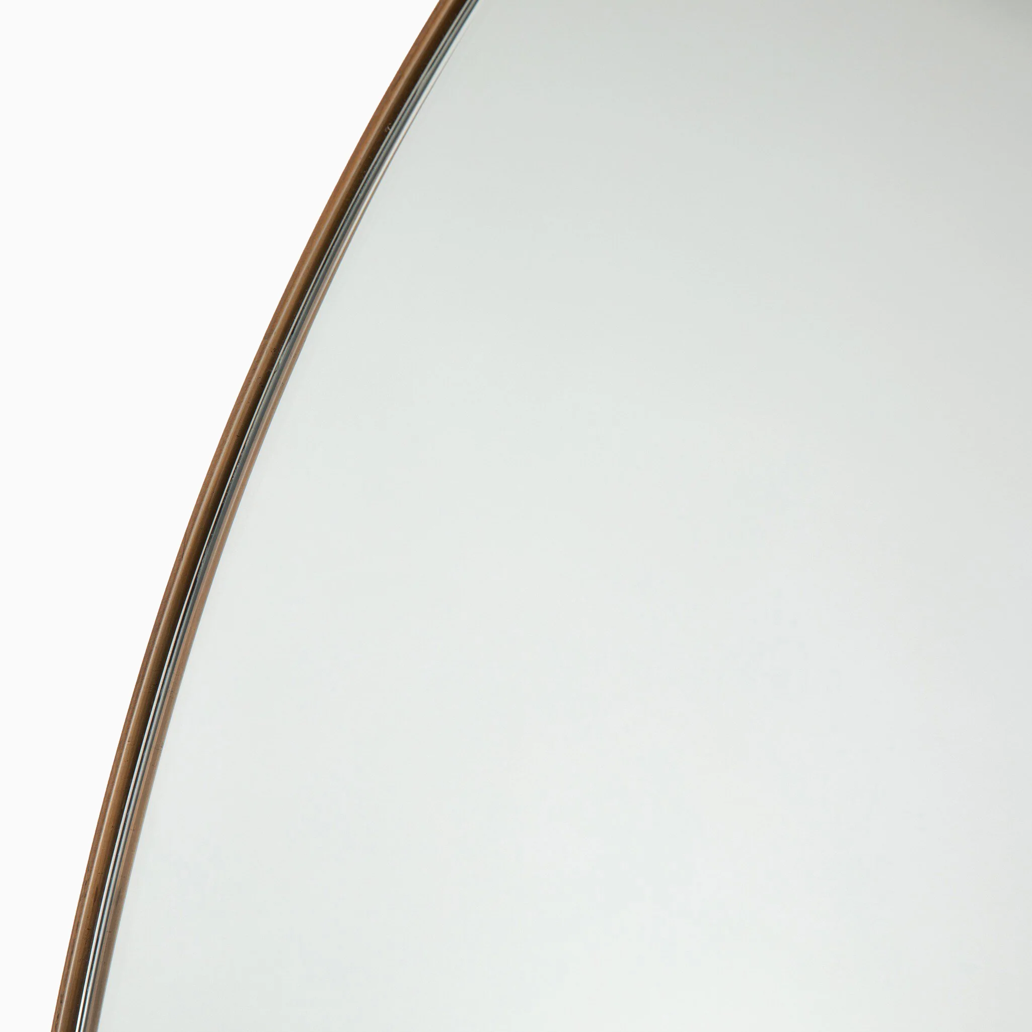 Esmeralda Floor Mirror in Polished Brass - Image 4