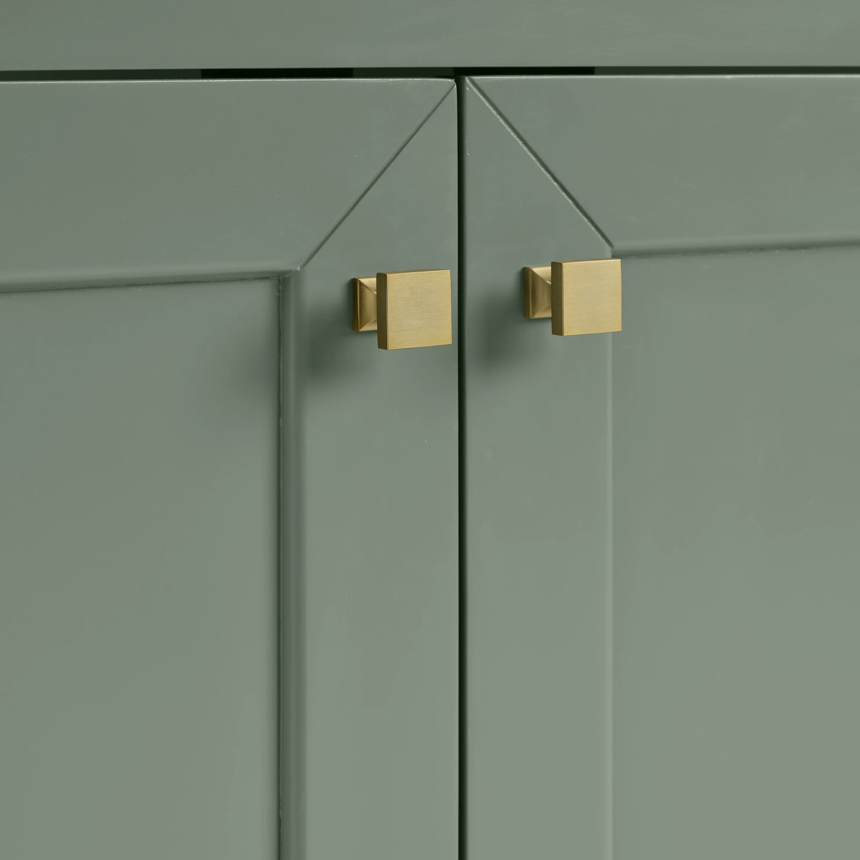 Janelle 60" Double Vanity in Smokey Celadon with 3 cm White Zeus Silestone Top - Image 5