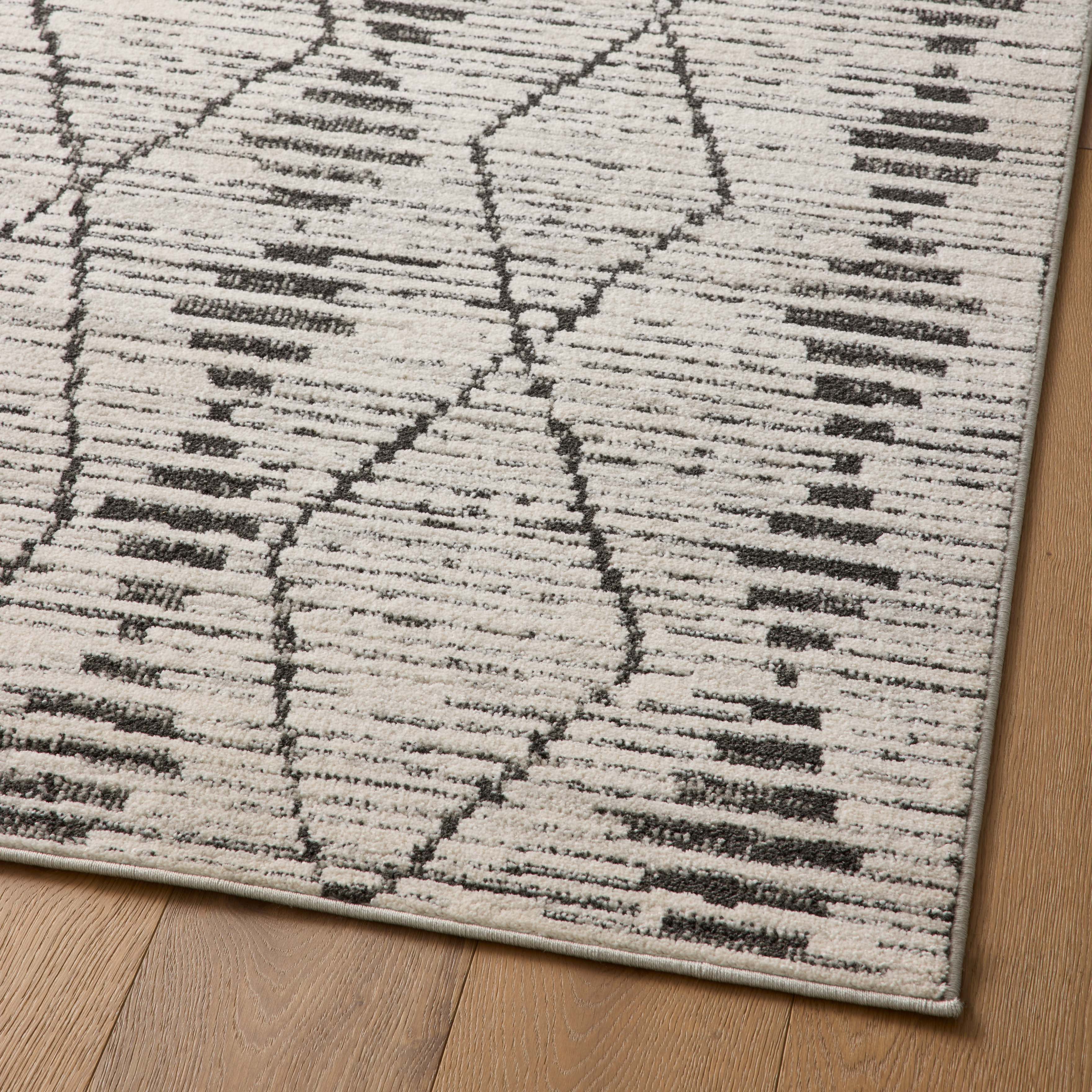 Liddy Rug in Graphite / Platinum - Image 3