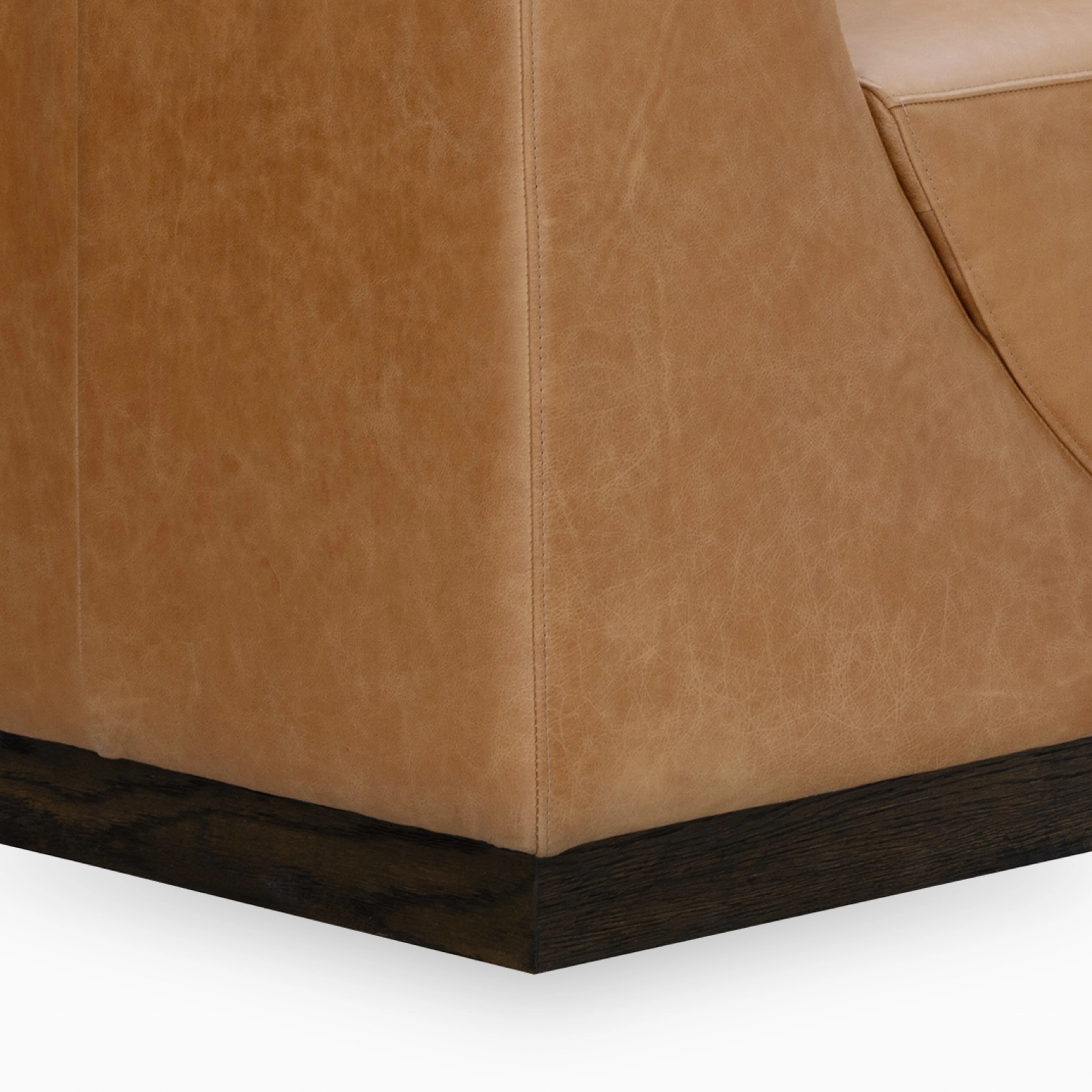 Romaris Sofa in Brown - Image 4